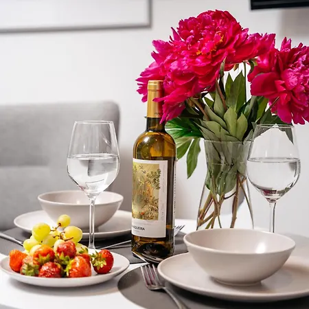 Apartment Kwintesencja Wygody W Centrum 26 I 63 By Na Dni *